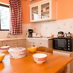 Διαμέρισμα ενοικιαζόμενα διονυσία Τσιλιβί